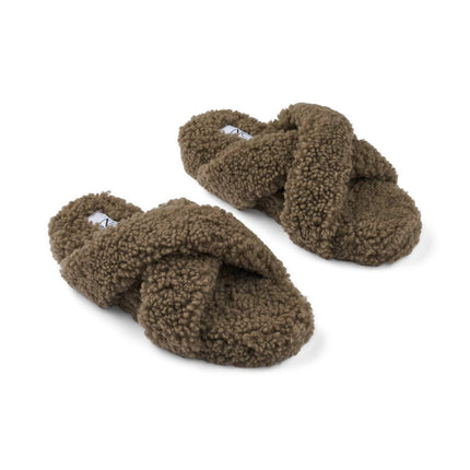 Curly Cross Slippers