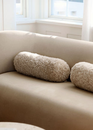 Lammeskindspude | Bolster | Korthåret | D20xL52 cm Koksgrå