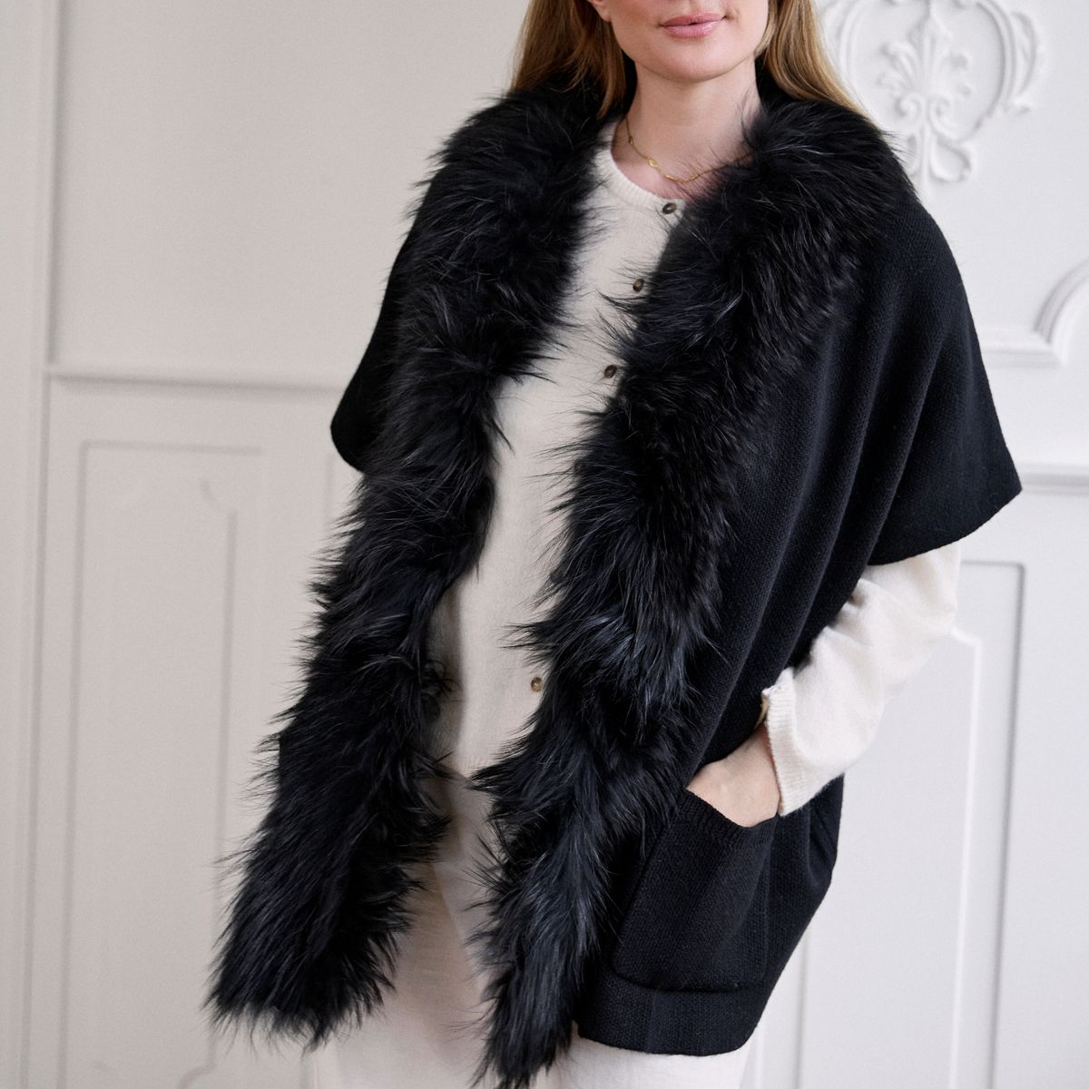 Nina Poncho Sort