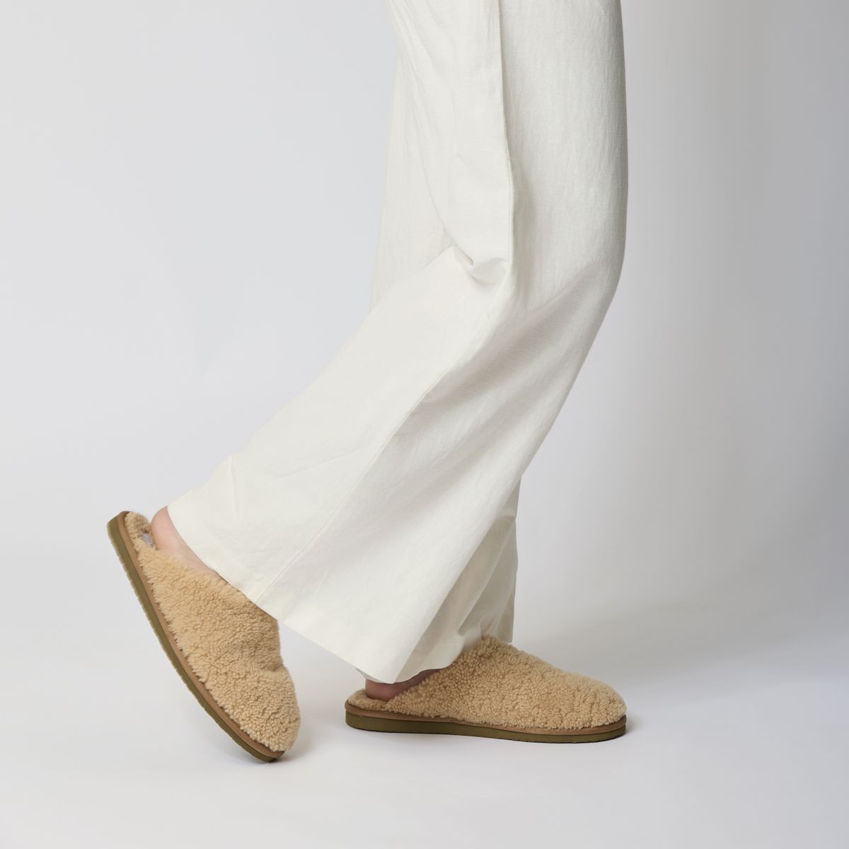 Unisex krøllet hjemmesko Sort