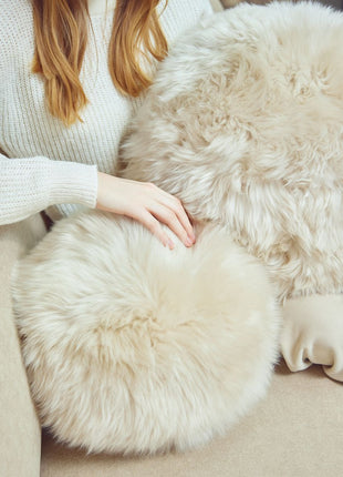 Angelite Pude | Lammeskind | Langhåret | New Zealand | Ø30 | Ø25 | Ø35 Sort