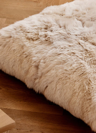 Lammeskindspude | Maxi Float | Langhåret | Dobbeltsidet | 90x90 cm Sort