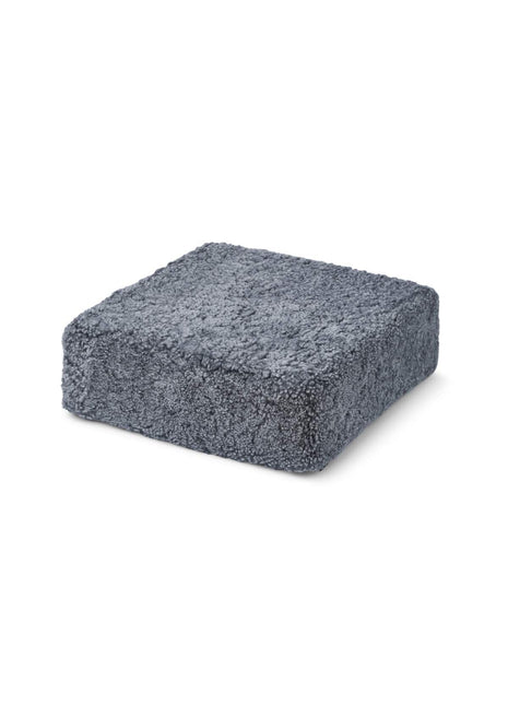 Puf | Lammeskind | Korthåret | 42x42x13 cm
