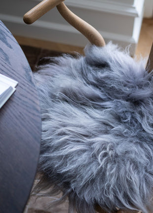 Sædehynde | Islandsk Lammeskind | Langhåret | 40x40 cm Grå