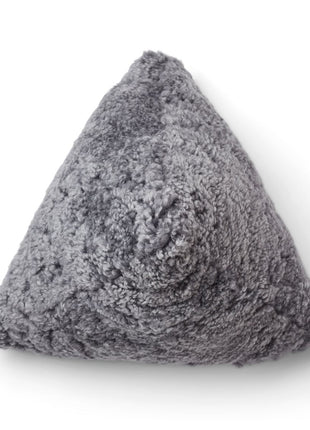 Lammeskindspude | Hematite | Korthåret | 35x35x35 cm Lysegrå