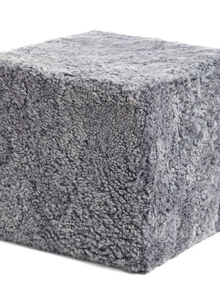 Puf | Lammeskind | Korthåret | 40x40x35 cm Lysegrå