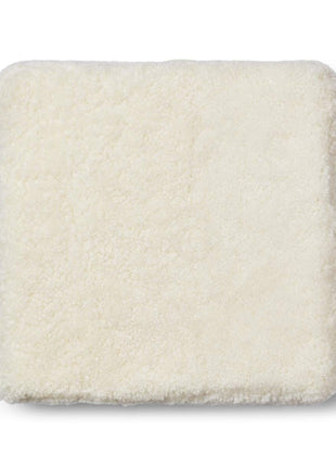 Puf | Lammeskind | Korthåret | 42x42x13 cm Hvid