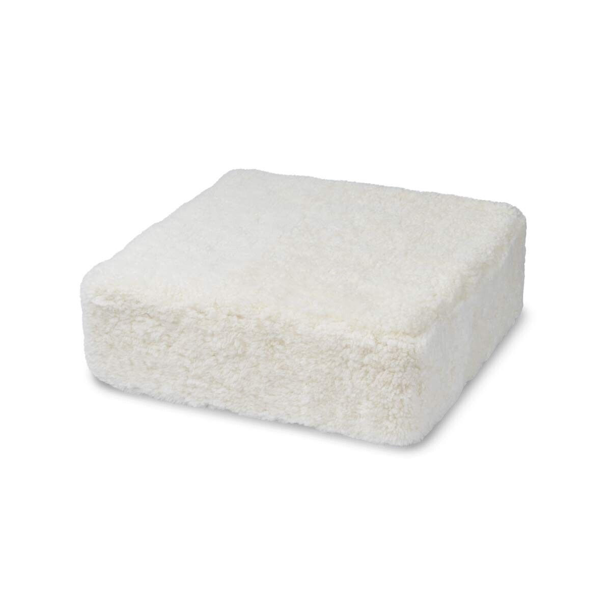Puf | Korthåret | New Zealand | 40x40x13 cm Hvid