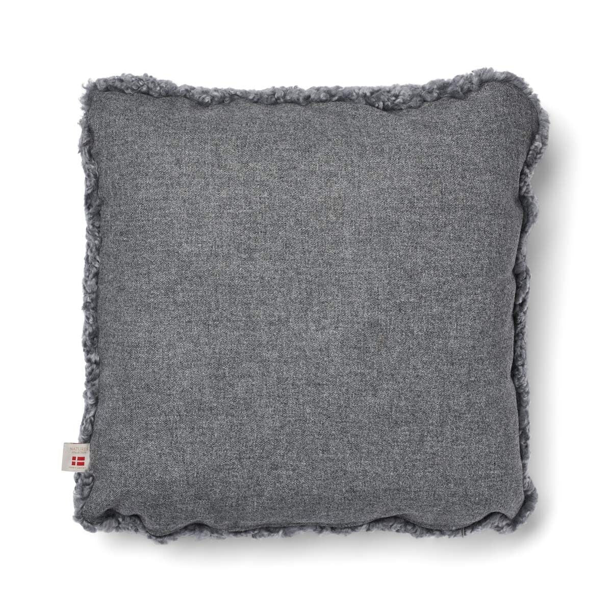 Classic Collection | Uldpude | Korthåret | 52x52 cm | 34x52 cm
