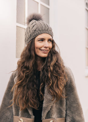 Stine Hue Lysebrun / Lysebrun