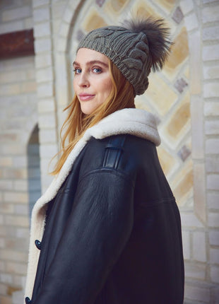 Stine Hue Lysebrun / Lysebrun