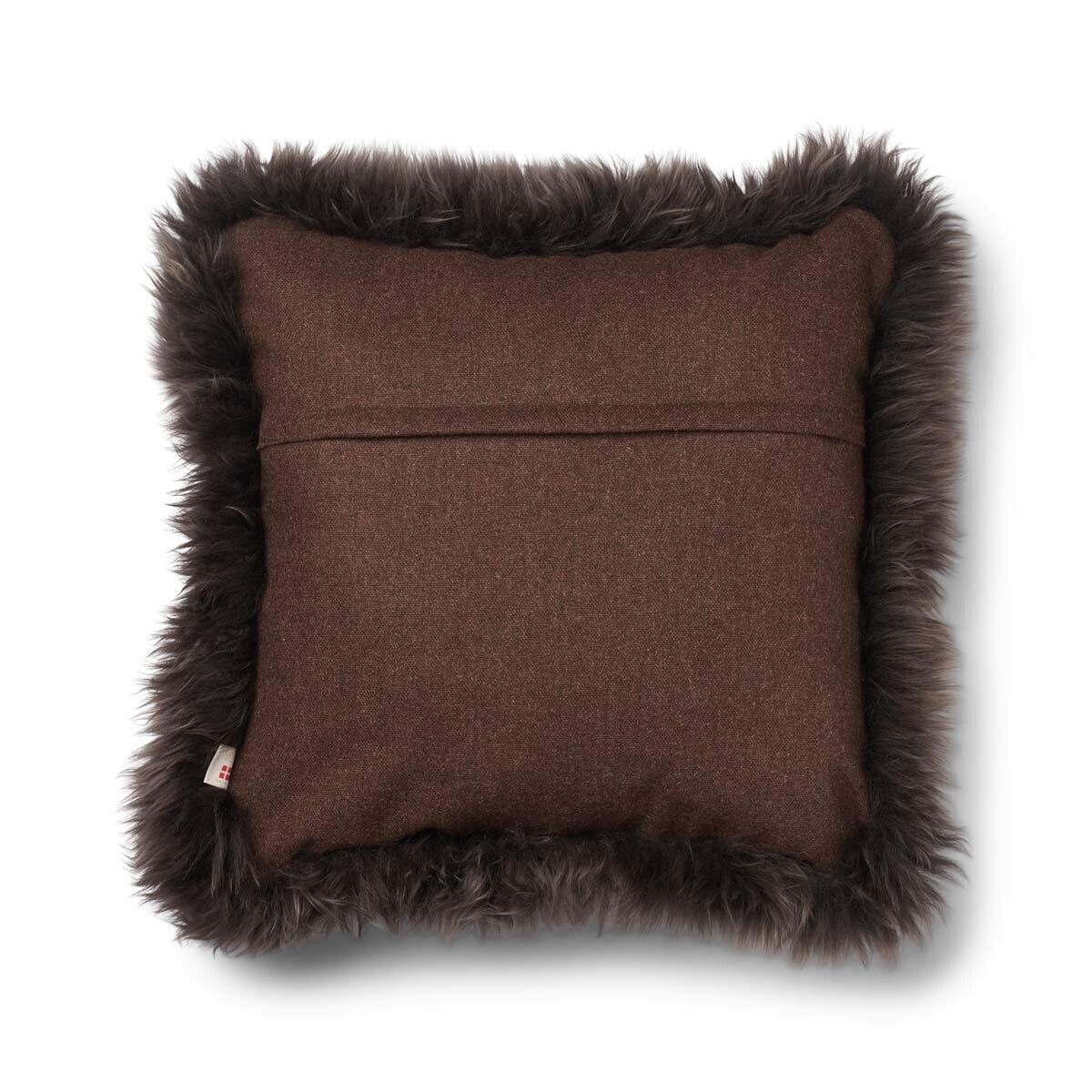Classic Collection | Uldpude | Langhåret | Dobbeltsidet | 52x52 cm | 34x52 cm Brun/Valnød
