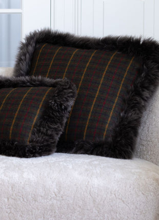 Pude af uld | Langhåret | 52x52 cm Kakao – Mørkebrun / Lysebrun