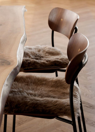 Sædehynde | Zero Waste | Lammeskind | Langhåret | 35x35 cm Sort