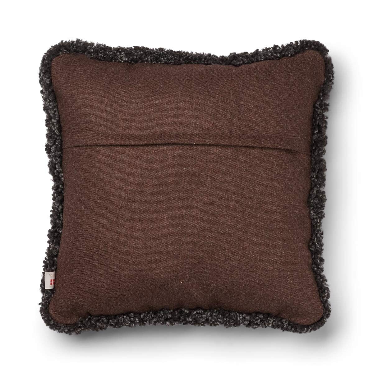 Classic Collection | Uldpude | Korthåret | Dobbeltsidet | 52x52 cm | 34x52 cm Brun/Cappuccino