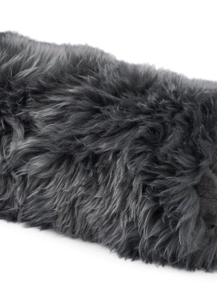 Lammeskindspude | Bolster | Langhåret & Moccasin | D20xL52 cm Stålgrå/Mørkegrå