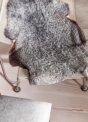 Lammeskind | Diamant | Korthåret | 90-100 cm Naturgrå
