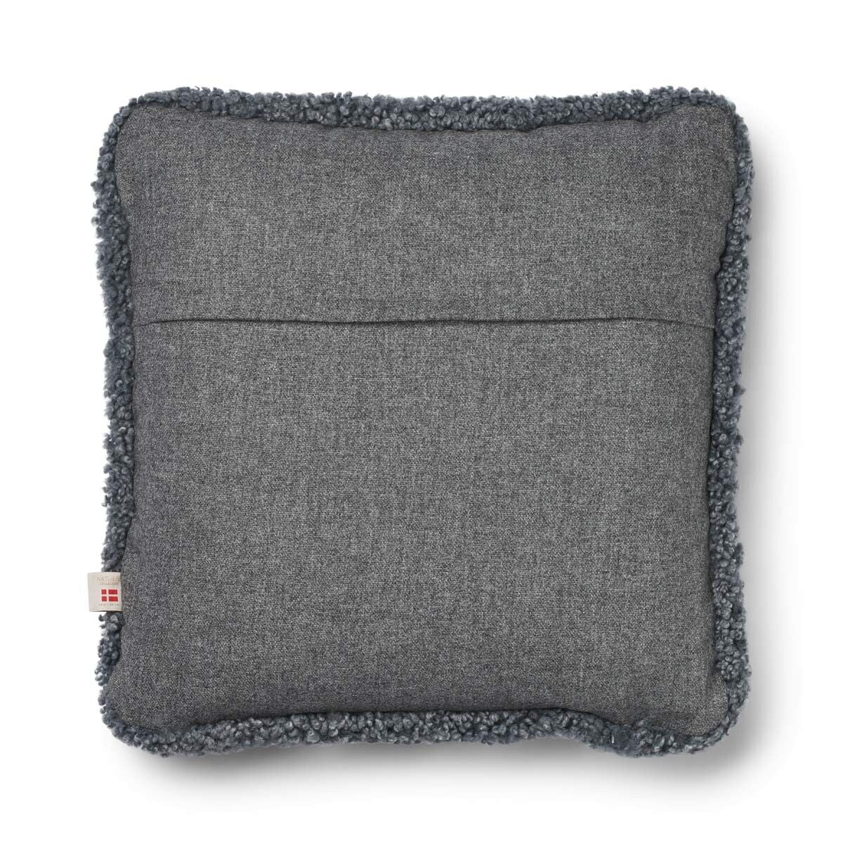 Classic Collection | Uldpude | Korthåret | Dobbeltsidet | 52x52 cm | 34x52 cm Stengrå/Lysegrå 