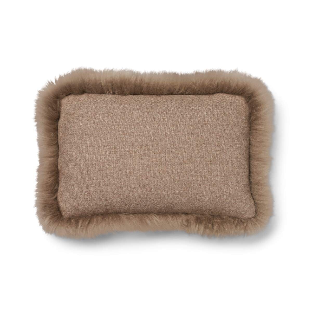 Classic Collection | Uldpude | Langhåret | Dobbeltsidet | 52x52 cm | 34x52 cm Beige/Taupe