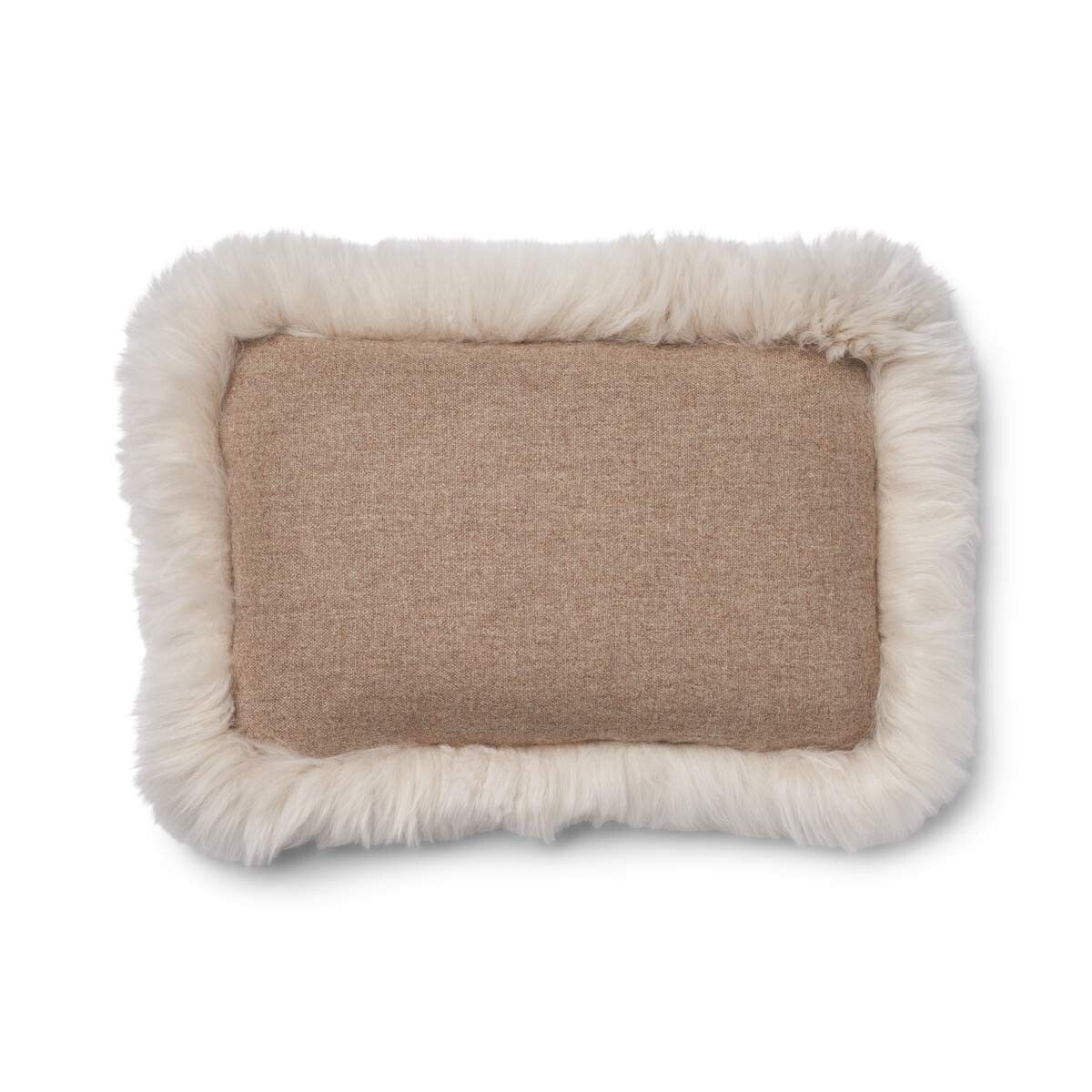 Classic Collection | Uldpude | Langhåret | Dobbeltsidet | 52x52 cm | 34x52 cm Beige/Linen