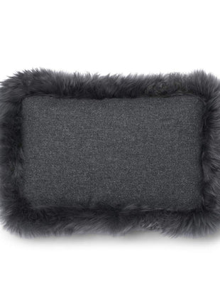 Pude af uld | Langhåret | 52x52 cm | 34x52 cm Mørkegrå / Stålgrå