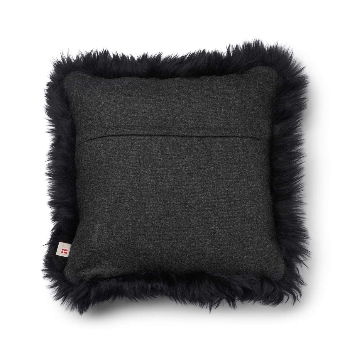 Classic Collection | Uldpude | Langhåret | Dobbeltsidet | 52x52 cm | 34x52 cm Koksgrå/Sort