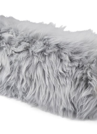 Lammeskindspude | Bolster | Langhåret & Moccasin | D20xL52 cm