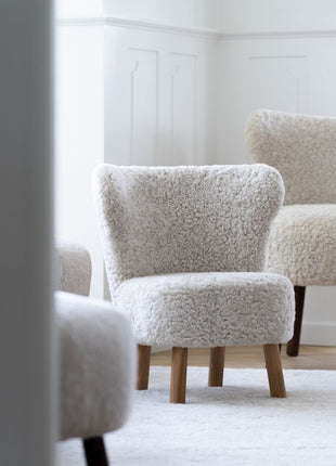 Korthåret Designtæppe af Lammeskind | D180 cm Hvid