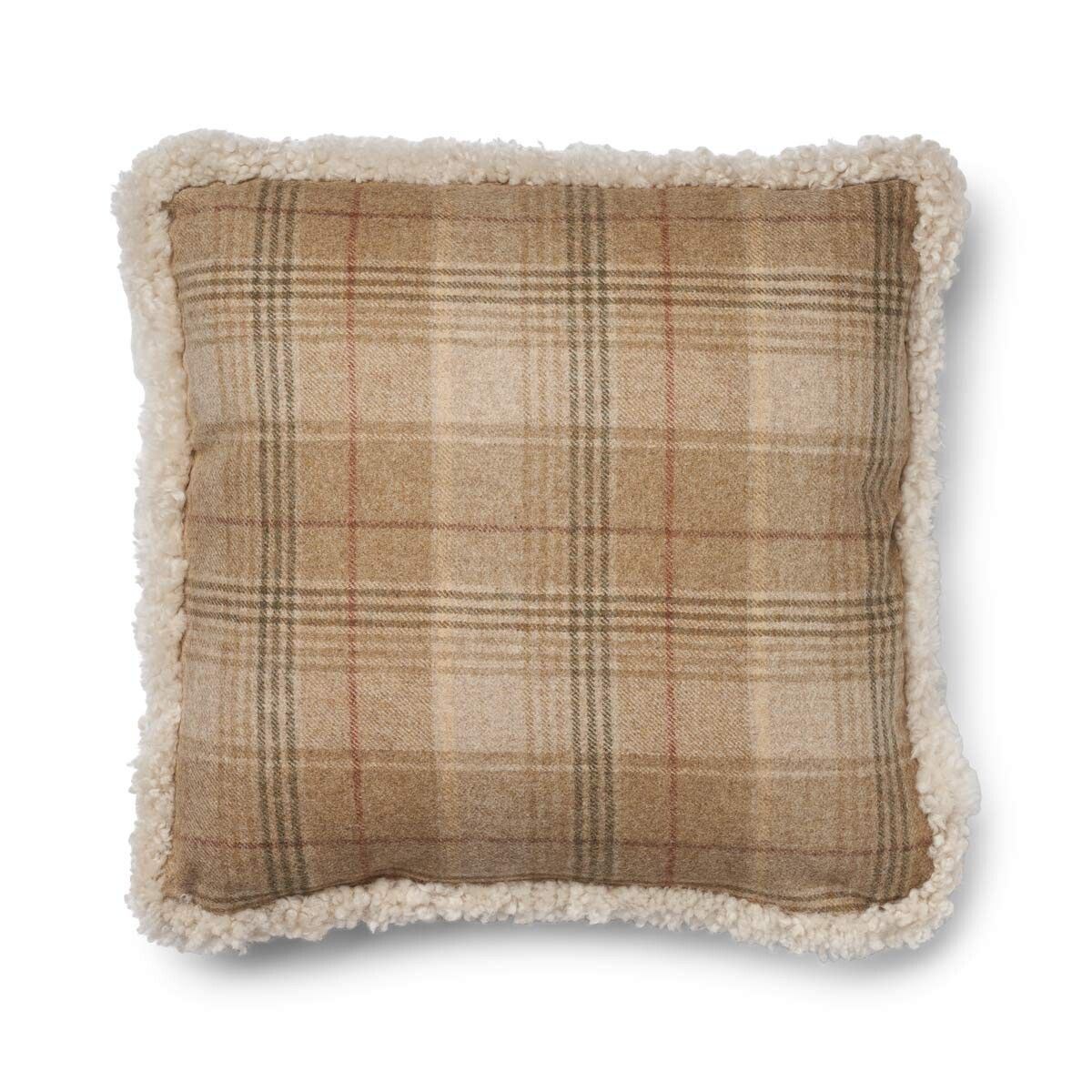 Checked Collection | Uldpude | Korthåret | Dobbeltsidet | 52x52 cm | 34x52 cm