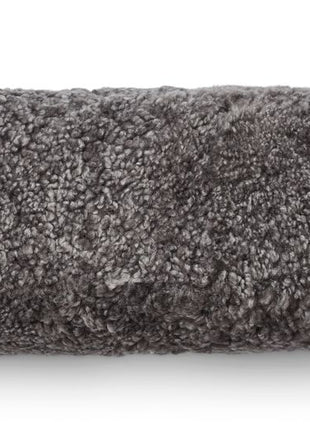 Lammeskindspude | Bolster | Korthåret | D20xL52 cm Grå