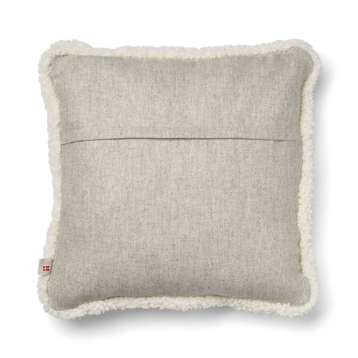 Classic Collection | Uldpude | Korthåret | Dobbeltsidet | 52x52 cm | 34x52 cm Sølv/Hvid