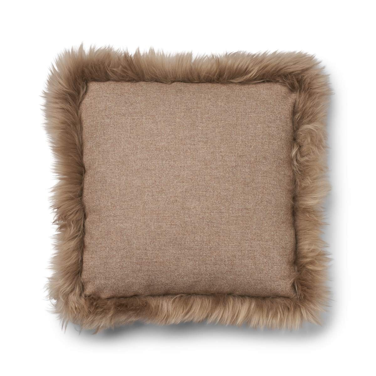 Classic Collection | Uldpude | Langhåret | Dobbeltsidet | 52x52 cm | 34x52 cm Beige/Taupe