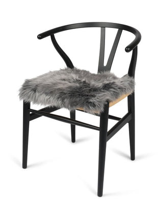 Sædehynde | Langhåret | New Zealand | Stofbagside | 40x40 cm Mørkegrå