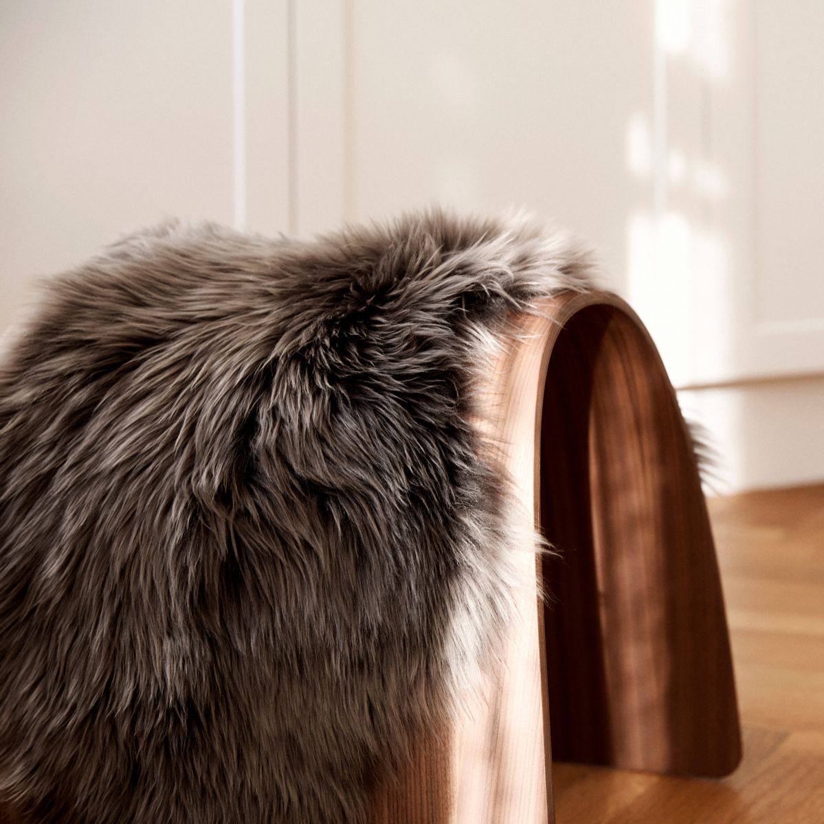 Sheep Stool cover | Langhåret | New Zealand Sort