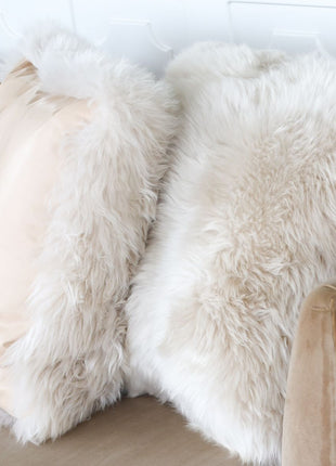 Lammeskindspude | Langhåret | Læderbagside | 50x50 cm Hvid