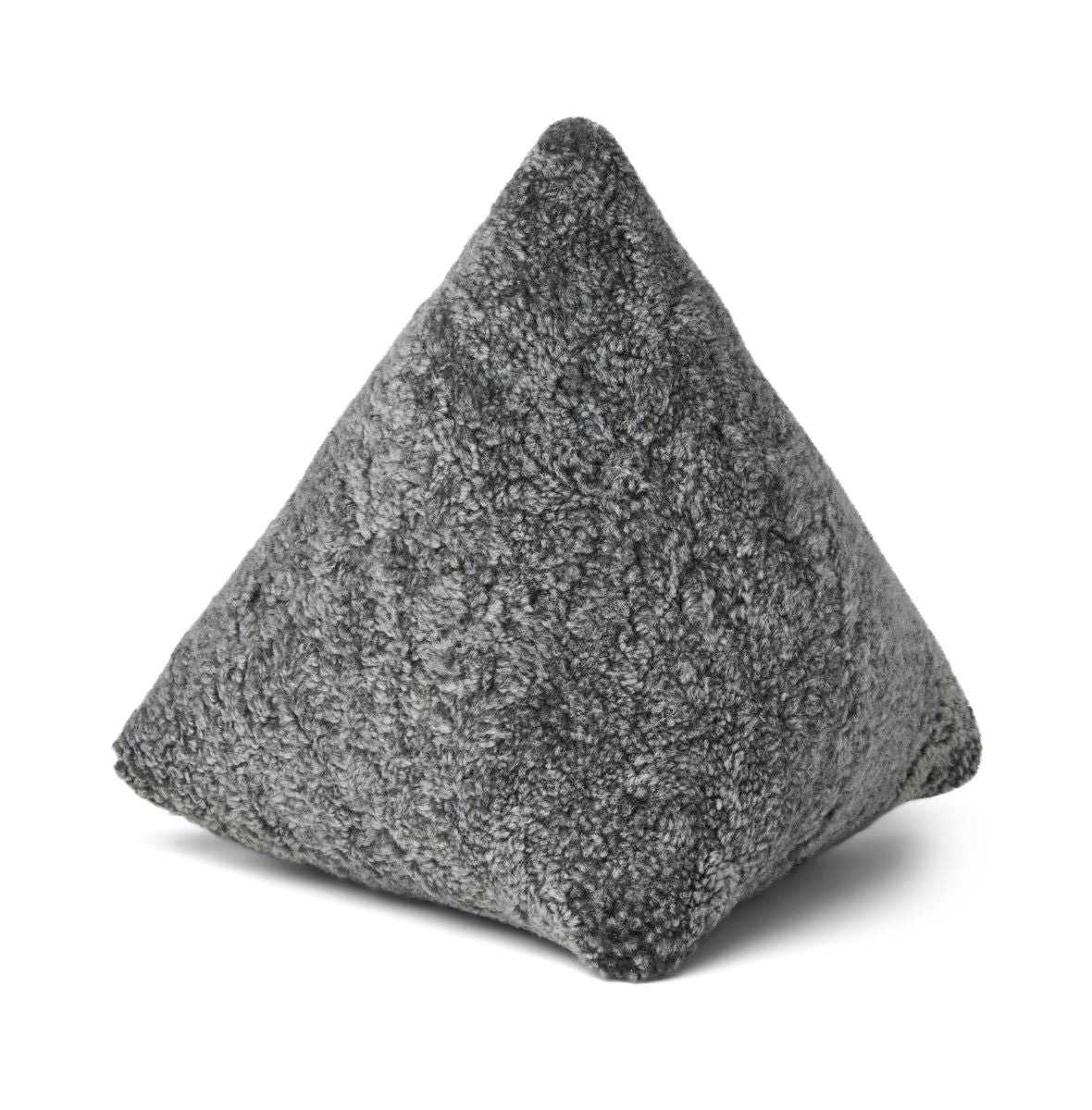 Hematite pude | Korthåret | New Zealand | 35x35x35 cm