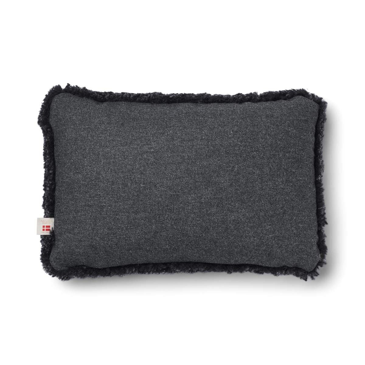 Classic Collection | Uldpude | Korthåret | 52x52 cm | 34x52 cm Koksgrå/Antracitgrå