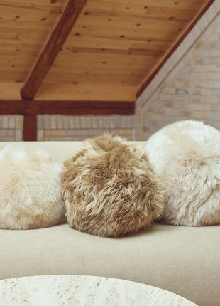 Angelite Pude | Lammeskind | Langhåret | New Zealand | Ø30 | Ø25 | Ø35 Sort