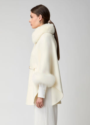 Lorraine Poncho Beige