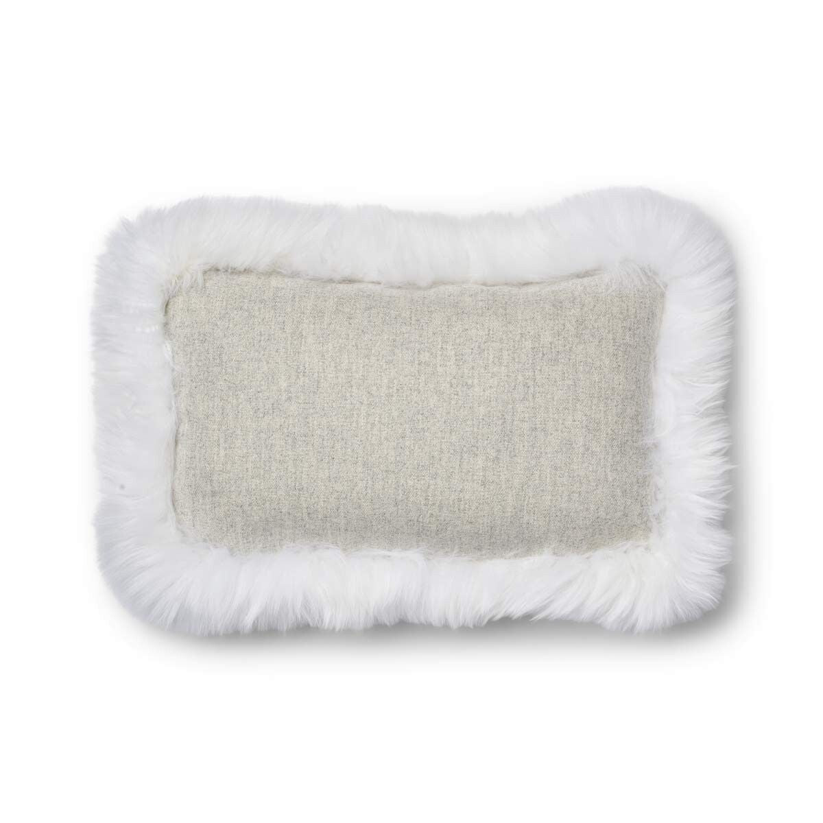 Classic Collection | Uldpude | Langhåret | Dobbeltsidet | 52x52 cm | 34x52 cm Sølv/Hvid