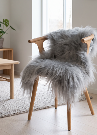 Islandsk Lammeskind | Indfarvet | 100-120x60 cm Sølv