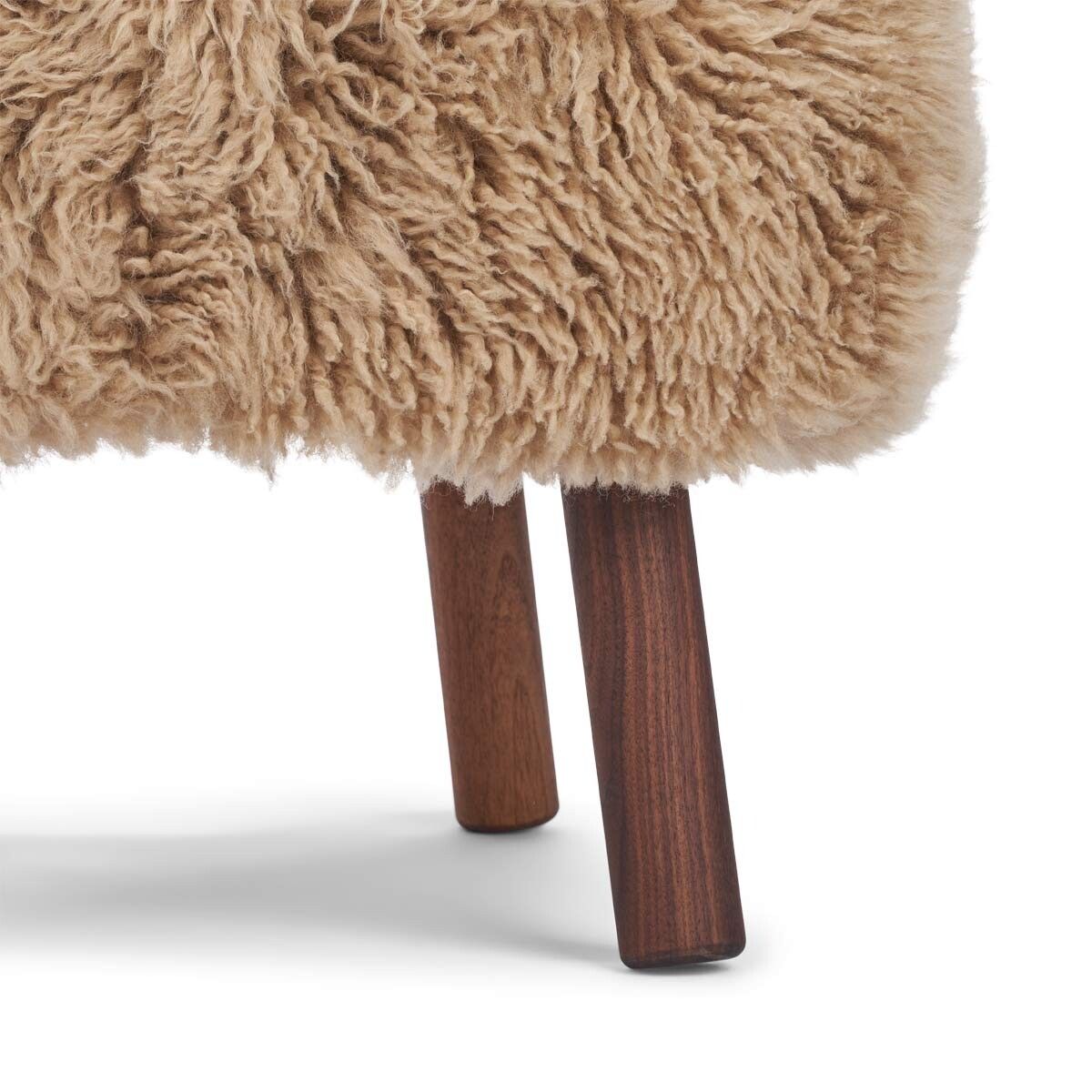 Emily Lounge Chair | Langhåret Honning