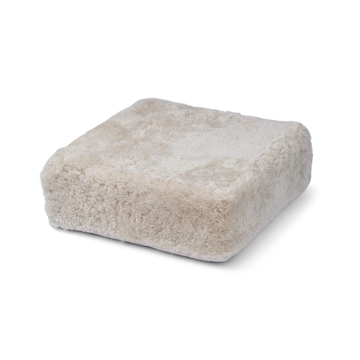 Puf | Korthåret | New Zealand | 40x40x13 cm