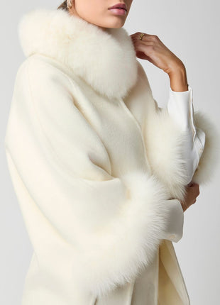 Lorraine Poncho Beige