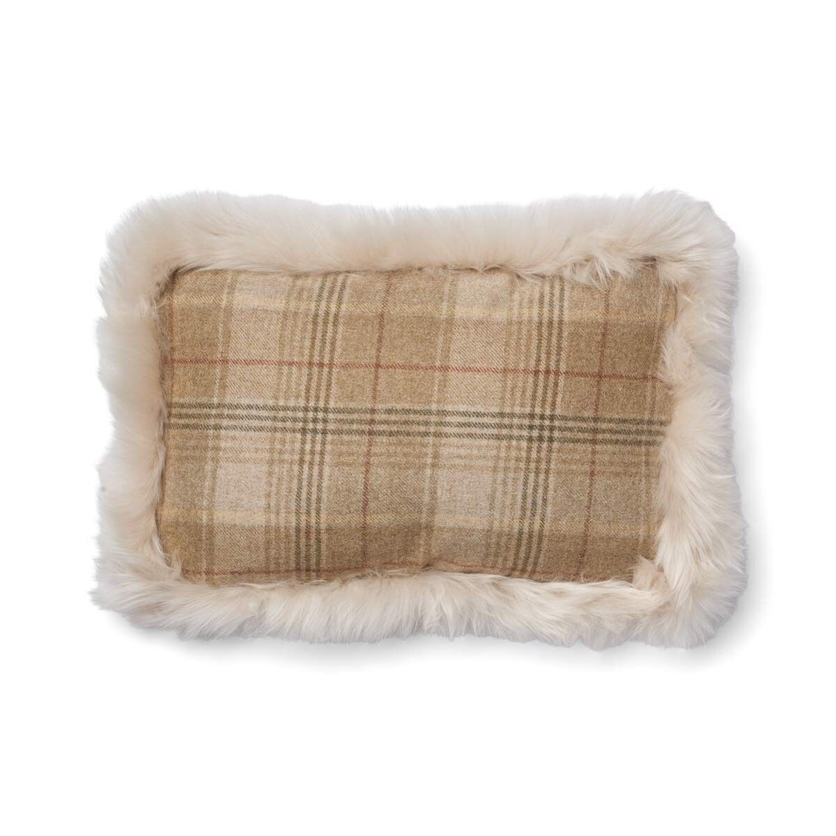 Checked Collection | Uldpude | Langhåret | Dobbeltsidet | 52x52 cm | 34x52 cm